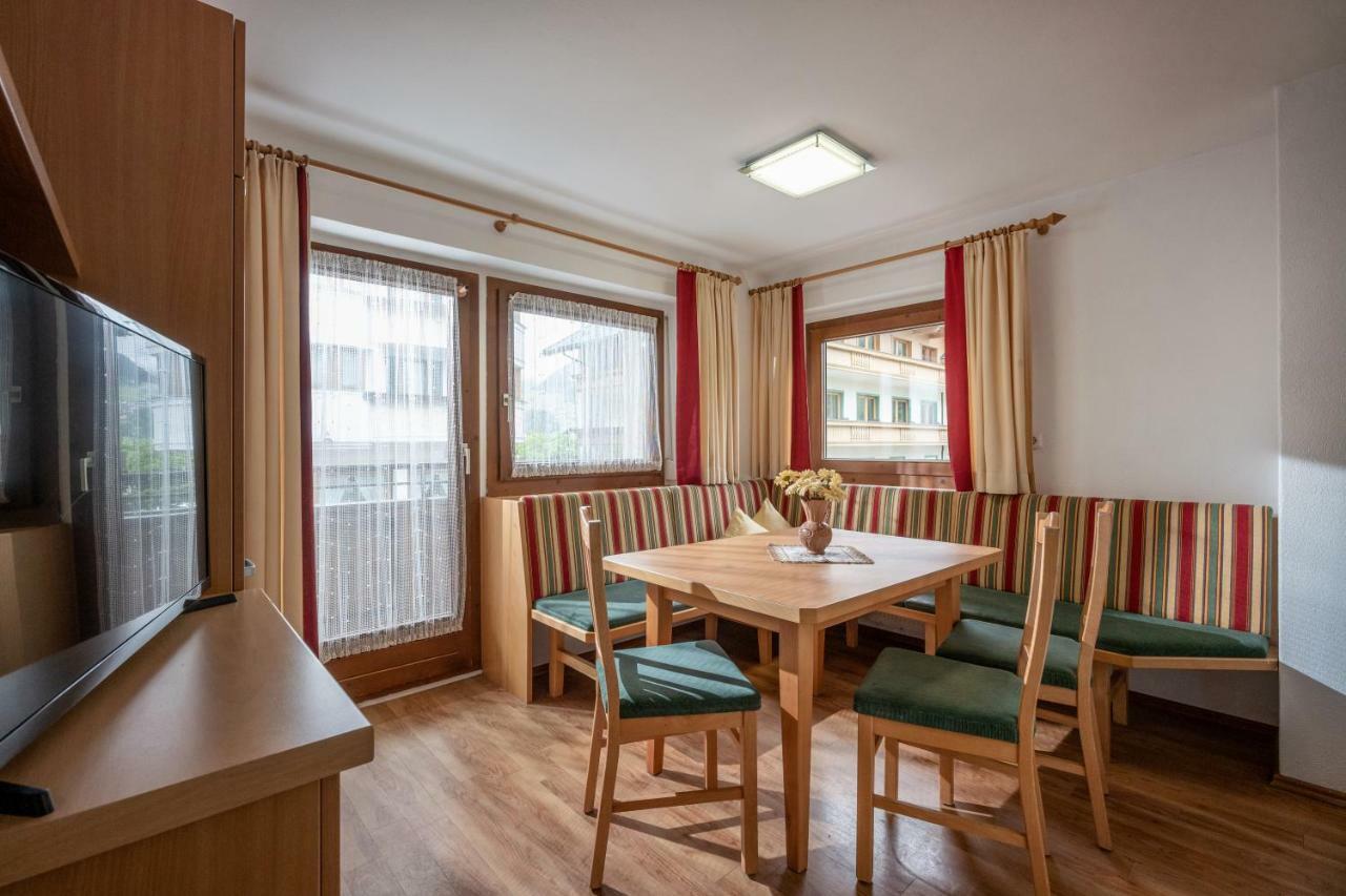 Gaestehaus Amor Mayrhofen Exterior foto