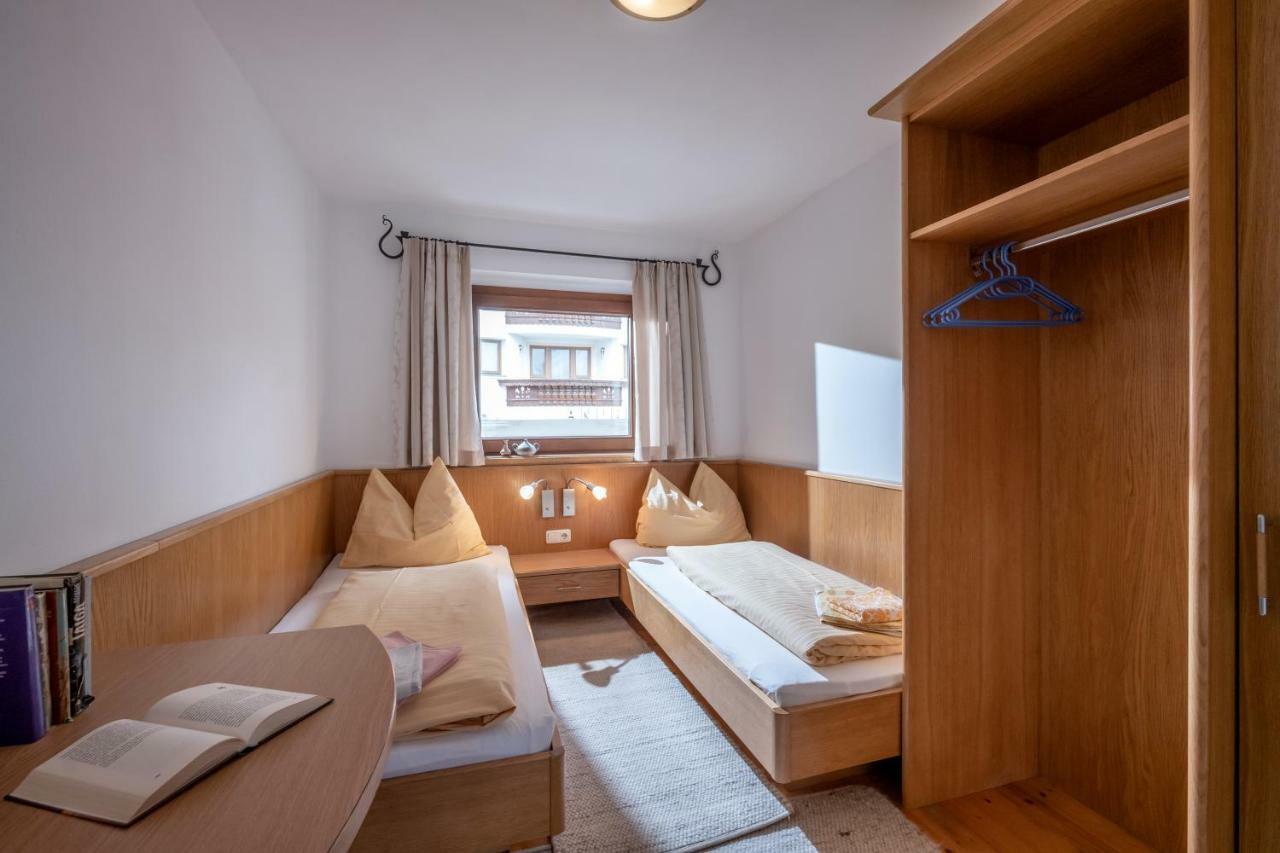 Gaestehaus Amor Mayrhofen Exterior foto